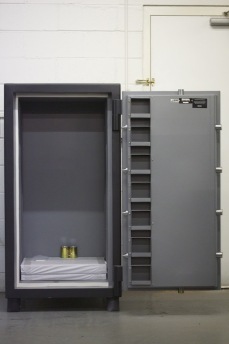 Original Titan 5024 TL30 High Security Coin Rack Showroom Model Safe Original Titan 5024 TL30 High Security Coin Rack Showroom Model Safe